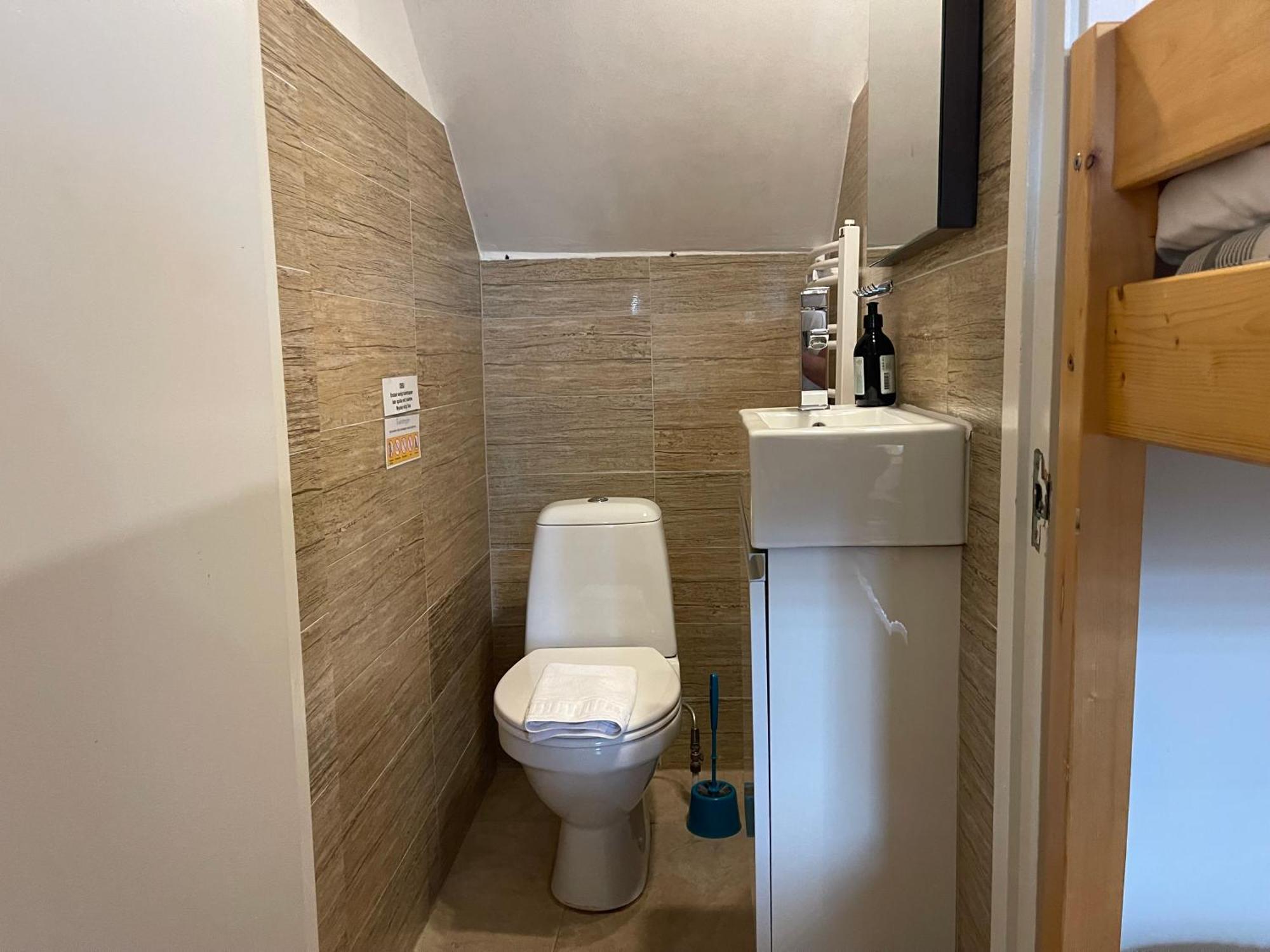 Vid Gekas Ullared Boende B&B Εξωτερικό φωτογραφία