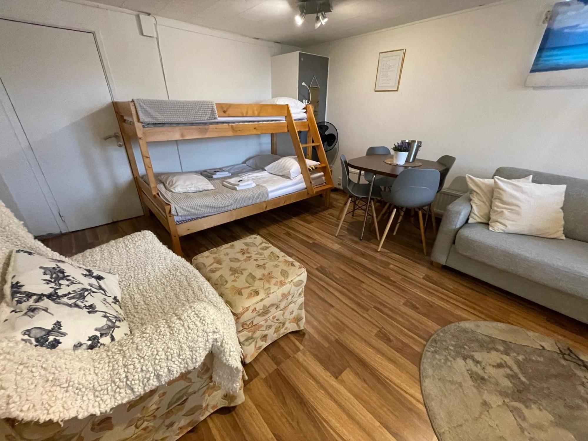 Vid Gekas Ullared Boende B&B Εξωτερικό φωτογραφία